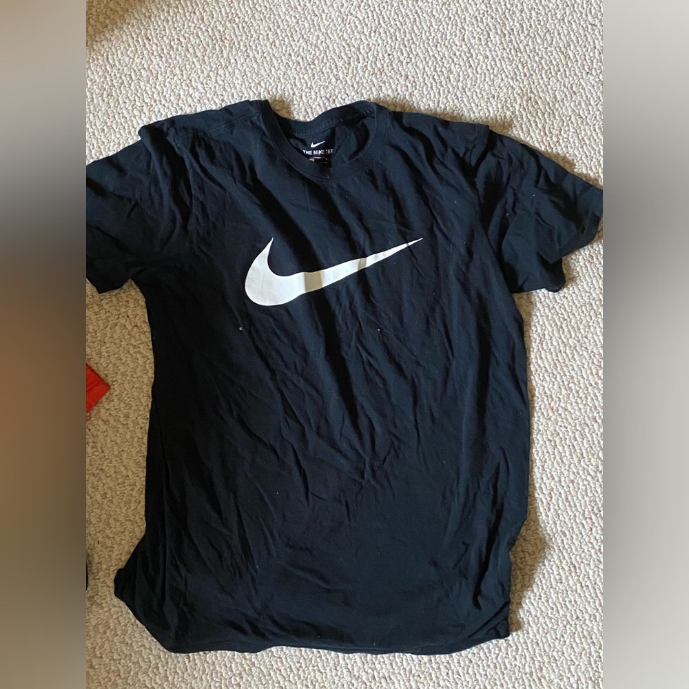 Nike tee